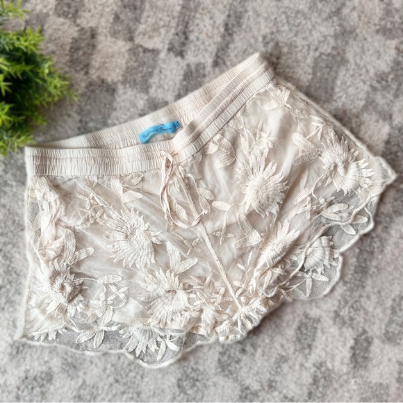 Solitaire Other - Solitaire Swim Lace Cover Up Beach Shorts Womens Large